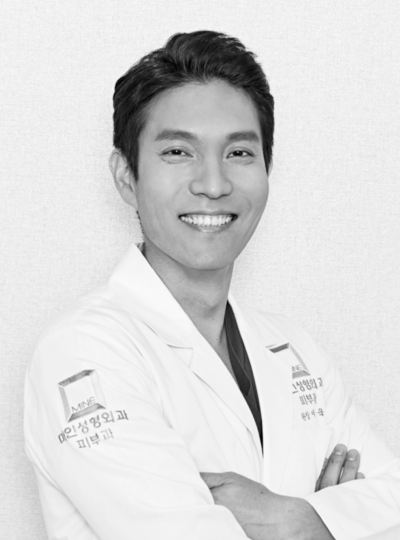 อีซองอุก แพทย์ผู้อำนวยการ